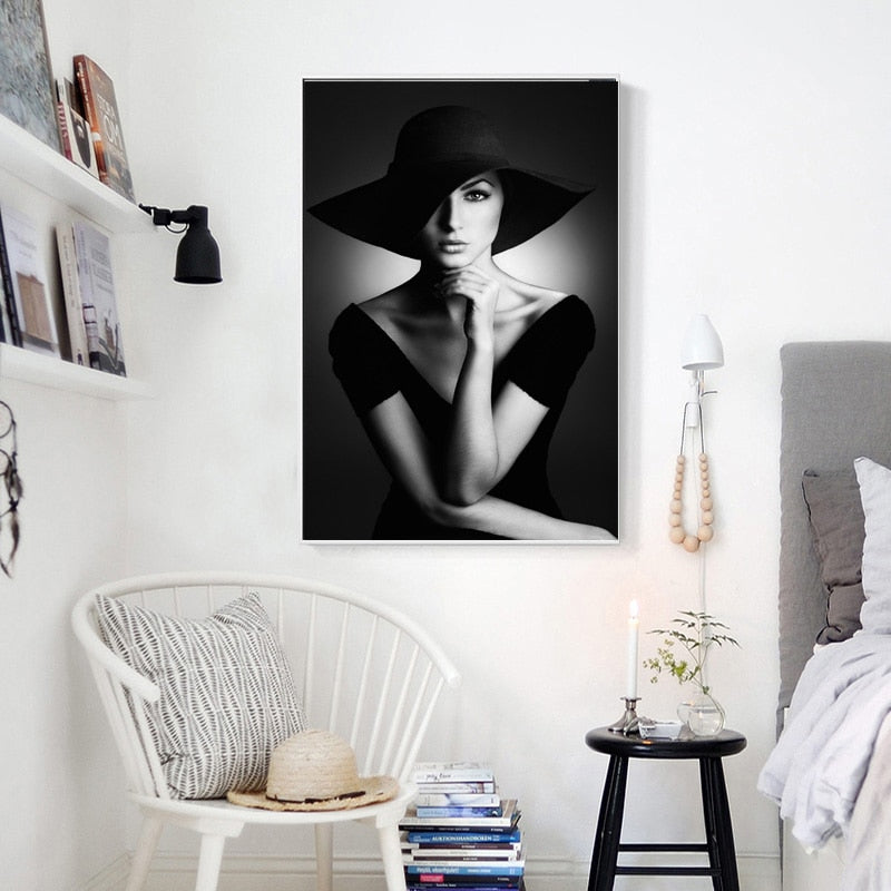 Black White Glamour Woman With Hat Wall Art