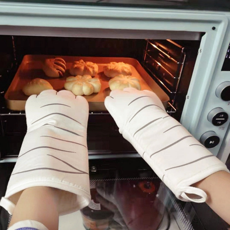 Purr Paws Oven Mitts